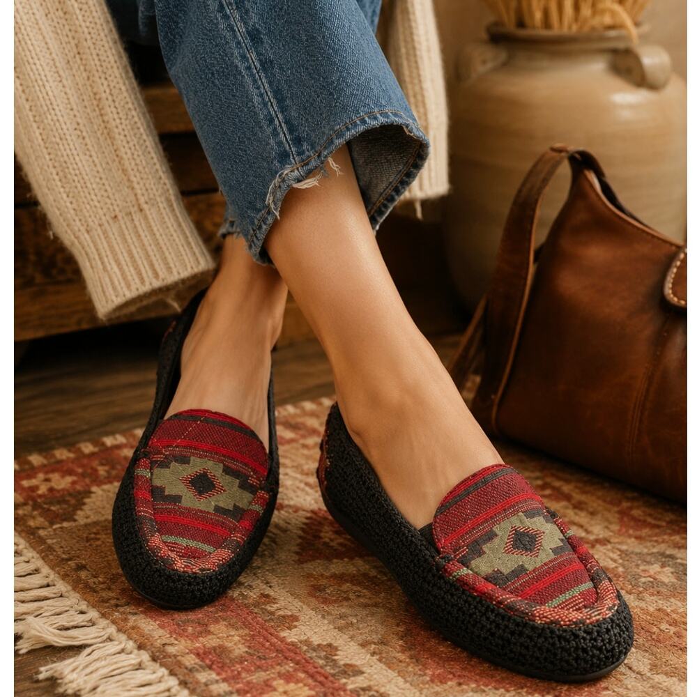 The Sak Crochet Loafers 7.5 Black Southwestern Aztec Woven Boho Slip On Flats
